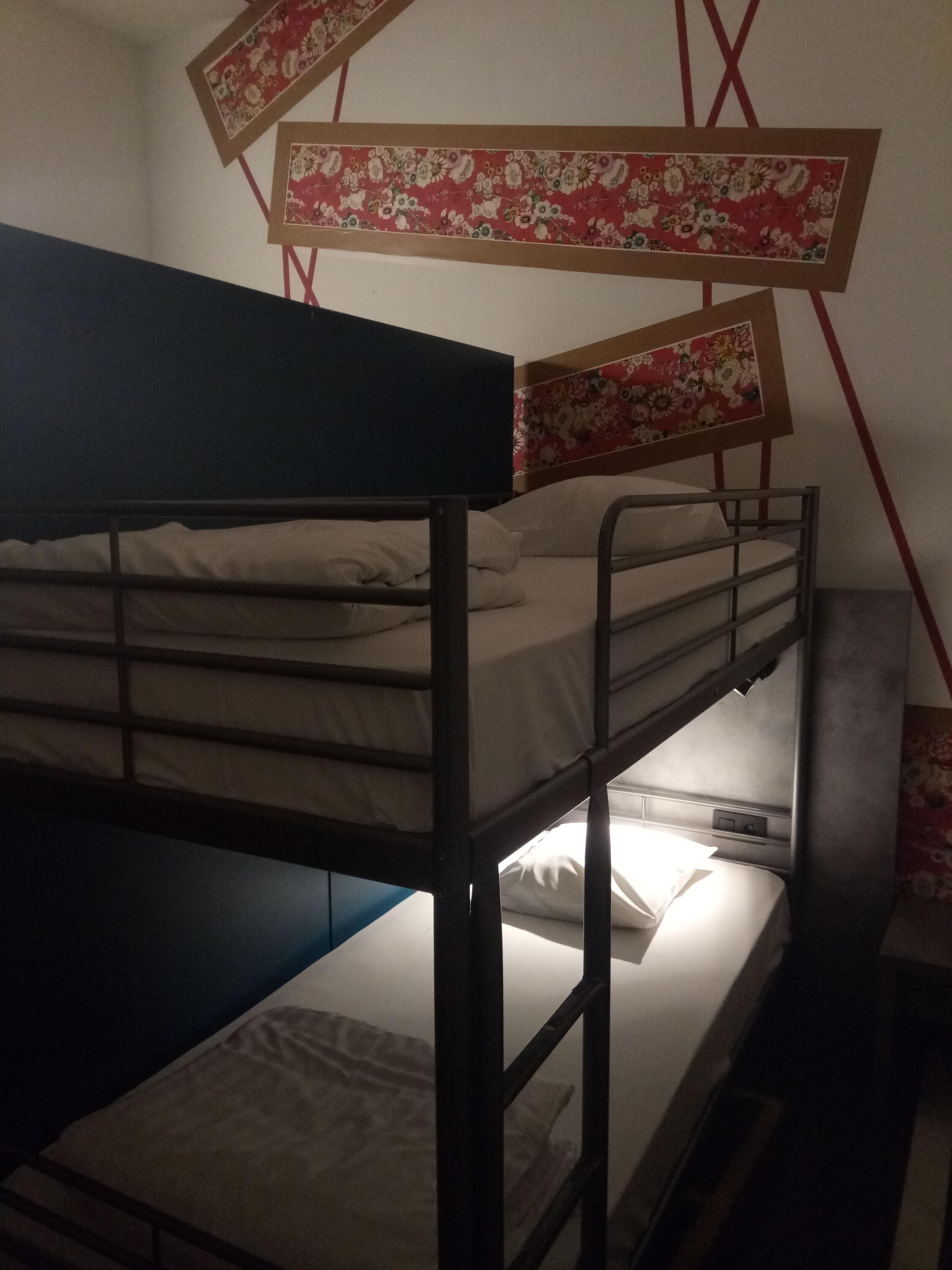 Nekotel Concept Art Hotel Saint-Gilles Bagian luar foto