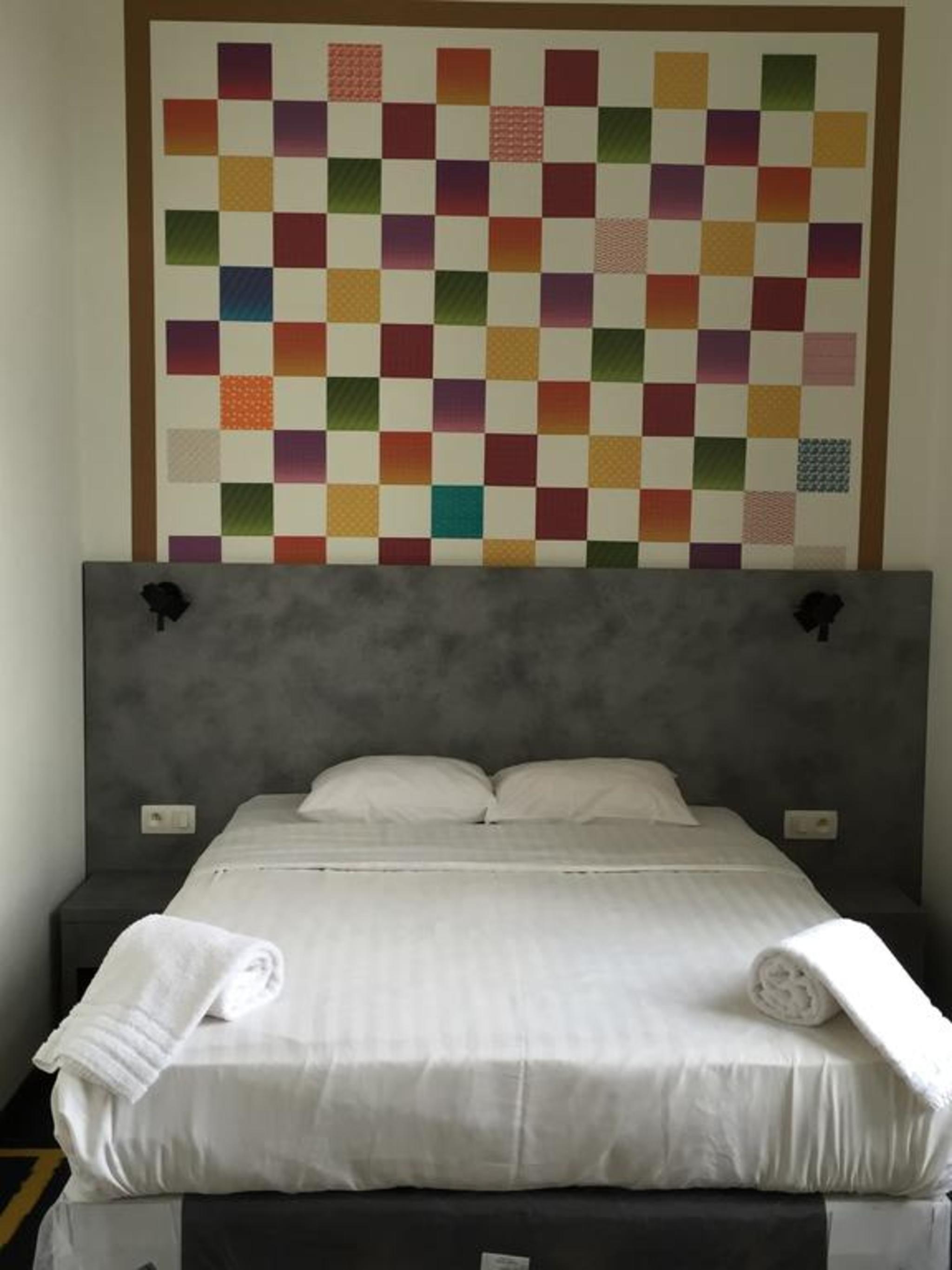 Nekotel Concept Art Hotel Saint-Gilles Bagian luar foto